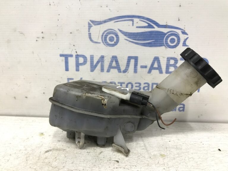 Бачок главного тормозного цилиндра Mitsubishi Outlander 2007-2012 4627A026 (Арт. 32968)