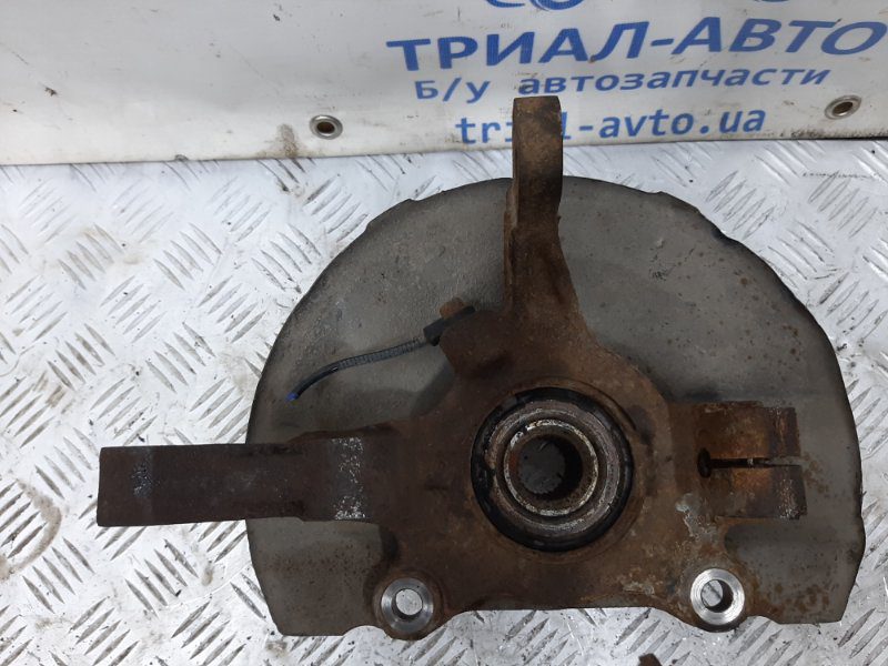 Кулак поворотный правый со ступицей Mitsubishi Lancer 2007-2017 3870A012 (Арт. 33442) Кулак поворотный правый со ступицей Mitsubishi Lancer 2007-2017 3870A012 (Арт. 33442)