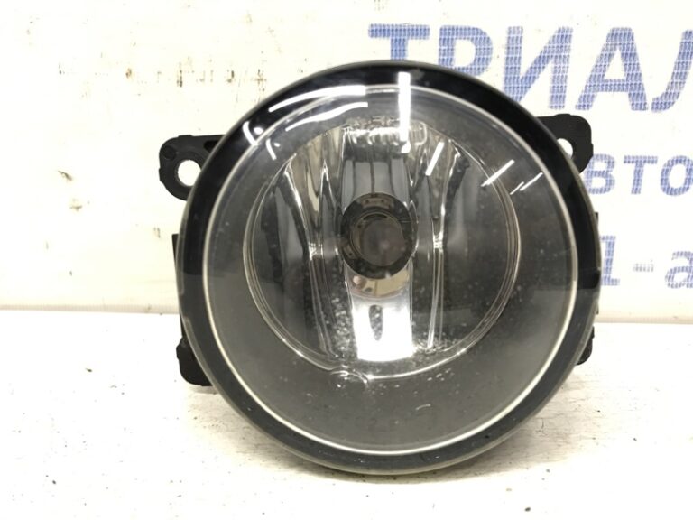 Фара противотуманная Renault Megane 2008-2016 8200074008 (Арт. 33477)