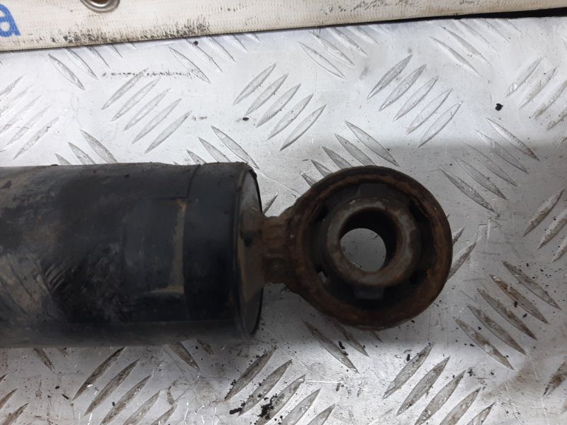 Амортизатор задний Hyundai Santa fe 2012-2019 55310-2W350 (Арт. 33504) Амортизатор задний Hyundai Santa fe 2012-2019 55310-2W350 (Арт. 33504)
