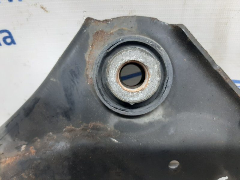 Рычаг правый Renault Megane 2008-2016 545008682R (Арт. 33528) Рычаг правый Renault Megane 2008-2016 545008682R (Арт. 33528)