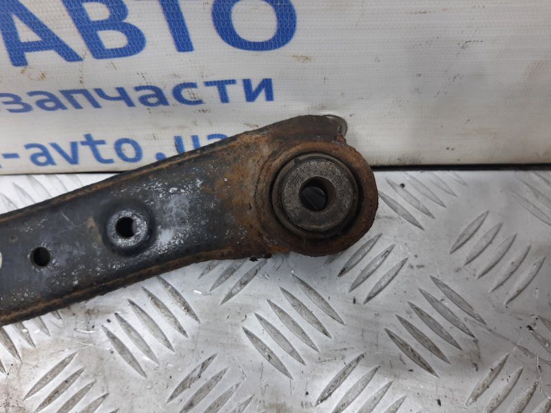 Рычаг задний поперечный верхний левый Hyundai Santa fe 2012-2019 55100-2W150 (Арт. 33536) Рычаг задний поперечный верхний левый Hyundai Santa fe 2012-2019 55100-2W150 (Арт. 33536)