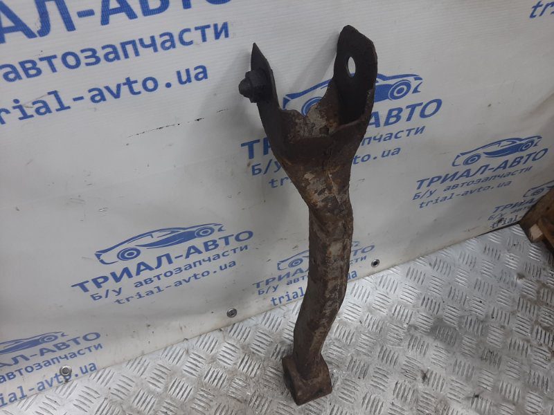 Рычаг задней подвески продольный левый Mitsubishi Pajero Wagon 2006-2022 4125A009 (Арт. 33640) Рычаг задней подвески продольный левый Mitsubishi Pajero Wagon 2006-2022 4125A009 (Арт. 33640)