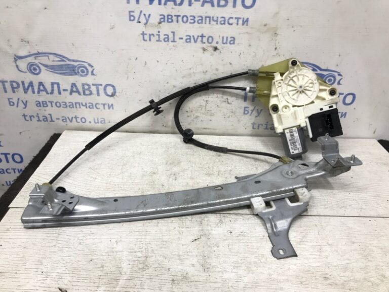 Стеклоподъемник задний правый Renault Megane 2008-2016 827306548R (Арт. 33742)