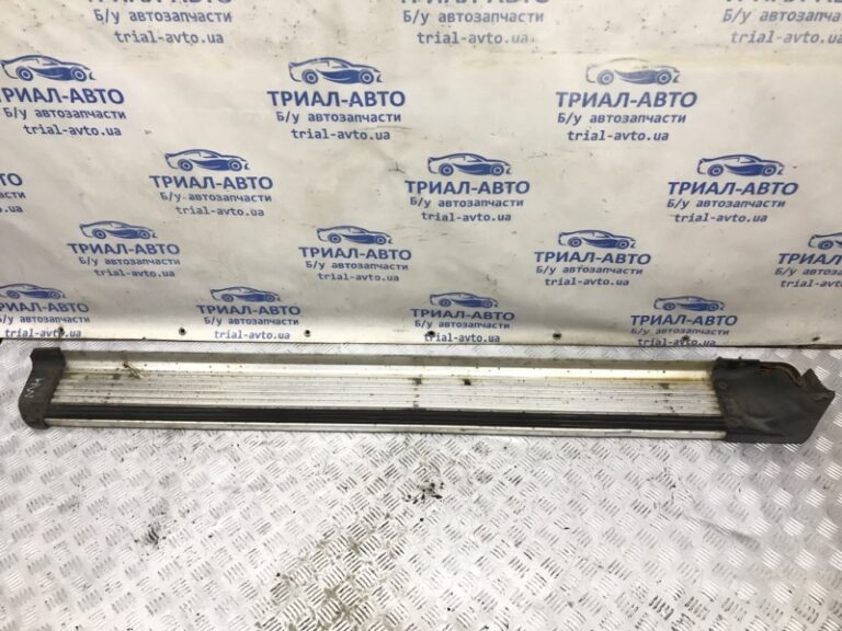 Подножка Mitsubishi Pajero Sport 1996-2008 MR784435 (Арт. 34138)
