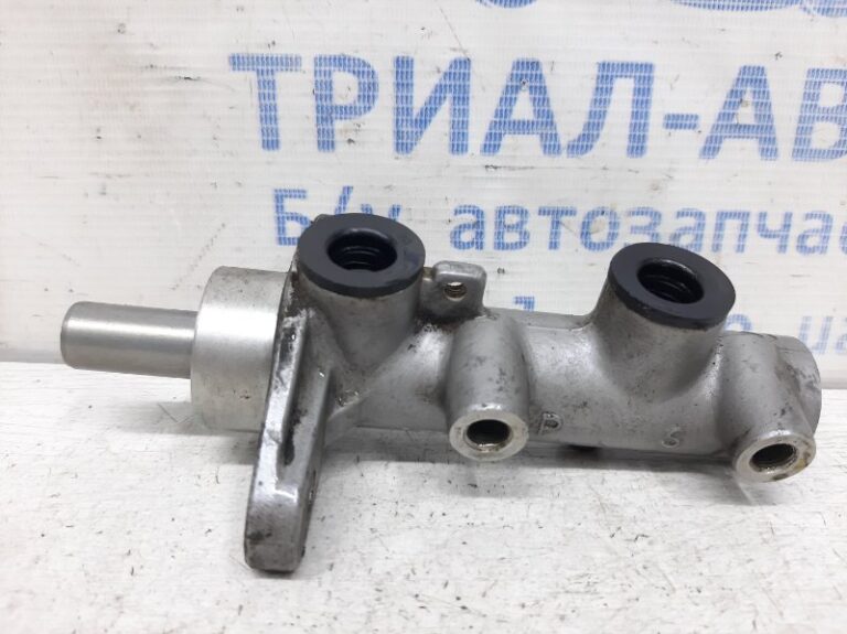 Тормозной цилиндр главный Hyundai Tucson 2004-2009 58510-2E100 (Арт. 34184)