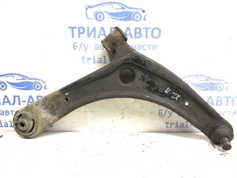 Рычаг правый Mitsubishi Outlander 2007-2012 4013A010 (Арт. 34708)