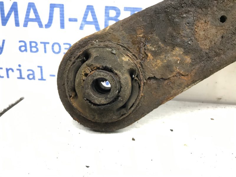 Рычаг правый Mitsubishi Lancer 2007-2017 4013A218 (Арт. 34711) Рычаг правый Mitsubishi Lancer 2007-2017 4013A218 (Арт. 34711)