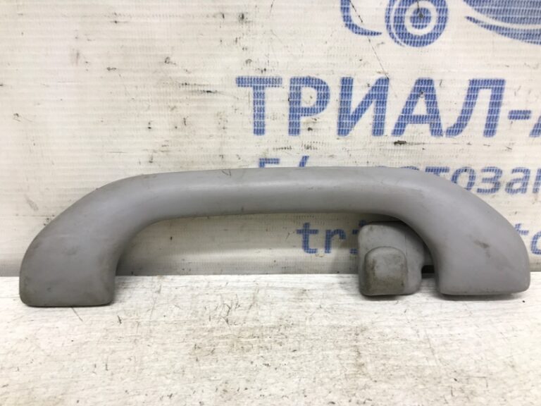 Ручка потолка Mitsubishi Pajero Sport 1996-2008 MR330017 (Арт. 34964)