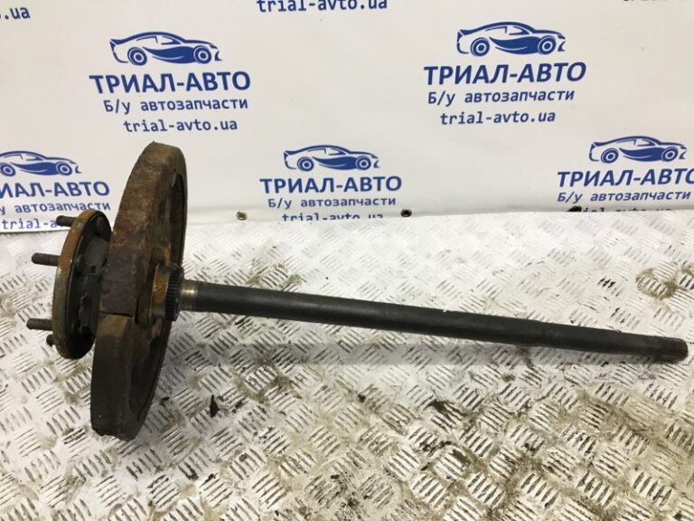 Привод задний правый Mitsubishi L200 2006-2015 3715A061 (Арт. 35045)