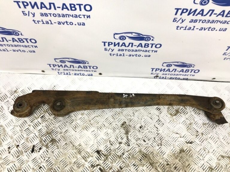 Рычаг задней подвески продольный правый Mitsubishi Pajero Sport 1996-2008 MR448510 (Арт. 35050)