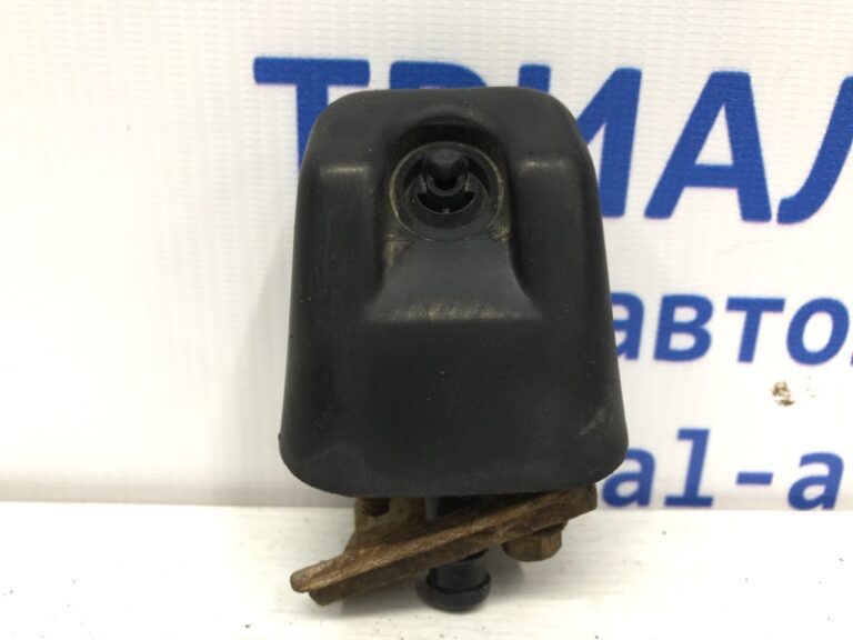 Омыватель фары левый Mitsubishi Pajero Sport 1996-2008 MR495054 (Арт. 35071)