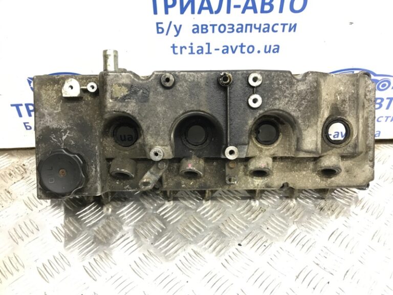 Крышка клапанная Mitsubishi Pajero Wagon 2006-2022 1035A718 (Арт. 35498)