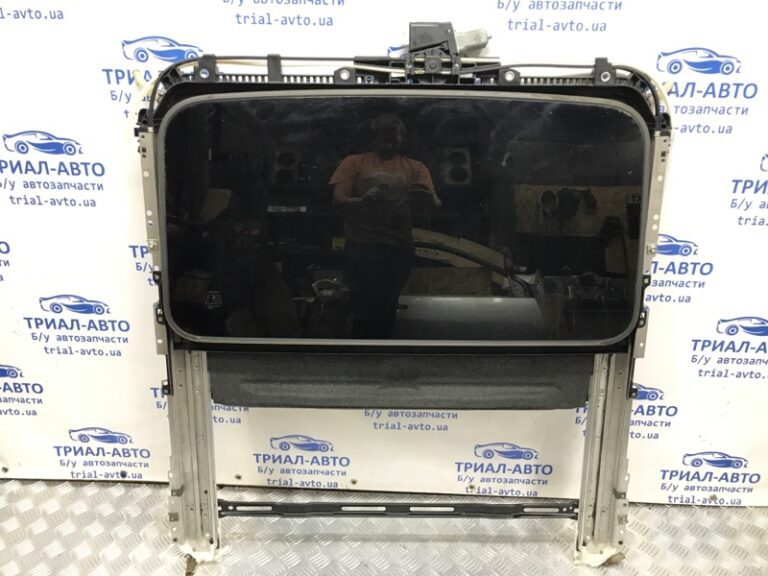 Люк в сборе Toyota RAV 4 2005-2012 6320142090 (Арт. 35758)