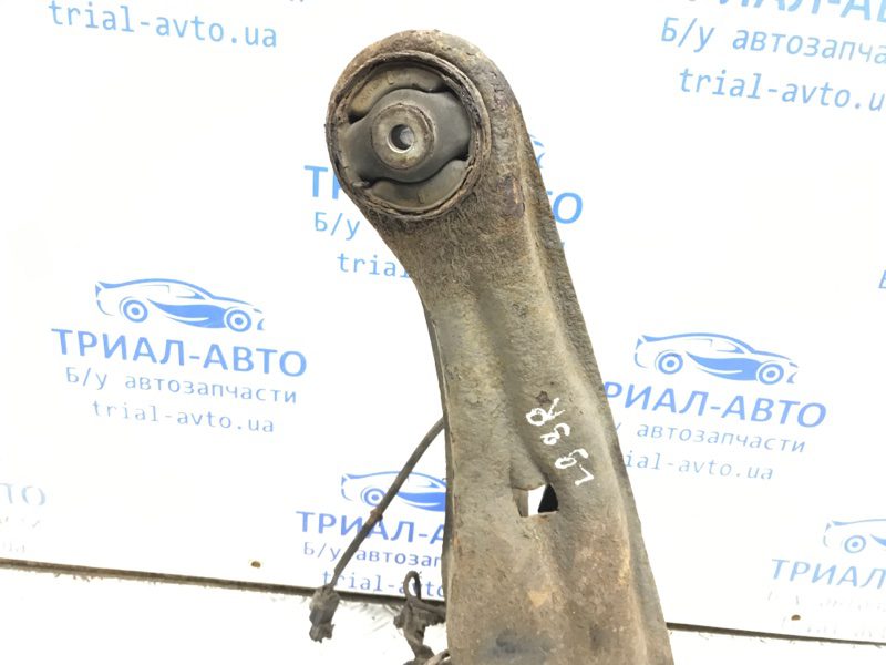Рычаг задней подвески продольный правый Mitsubishi Lancer 2003-2009 MR519134 (Арт. 35950) Рычаг задней подвески продольный правый Mitsubishi Lancer 2003-2009 MR519134 (Арт. 35950)