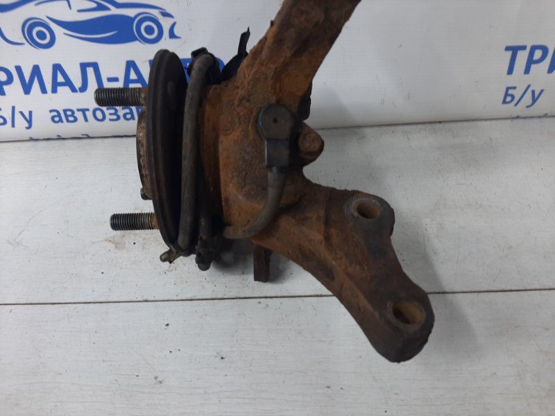 Кулак поворотный правый со ступицей Mitsubishi Lancer 2003-2009 MR491322 (Арт. 35988) Кулак поворотный правый со ступицей Mitsubishi Lancer 2003-2009 MR491322 (Арт. 35988)