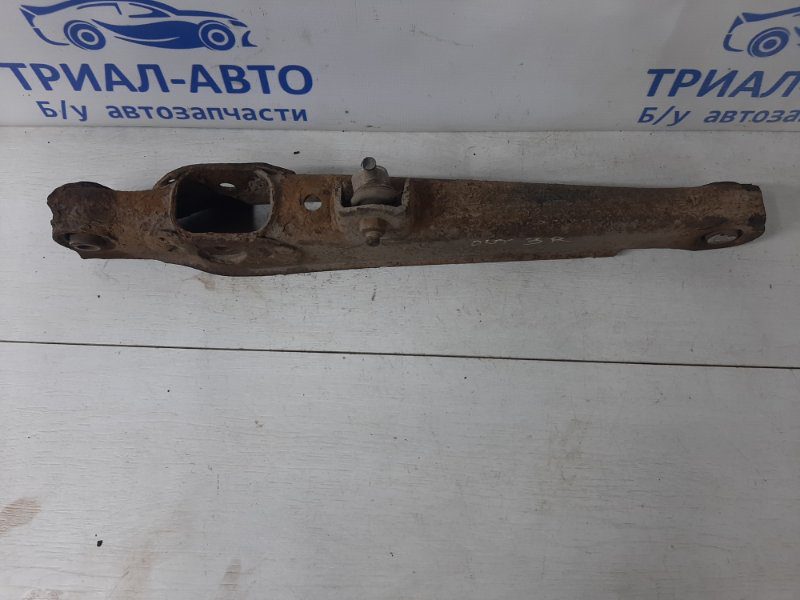 Рычаг задней подвески продольный правый Mitsubishi Outlander 2003-2007 4113A021 (Арт. 35993) Рычаг задней подвески продольный правый Mitsubishi Outlander 2003-2007 4113A021 (Арт. 35993)