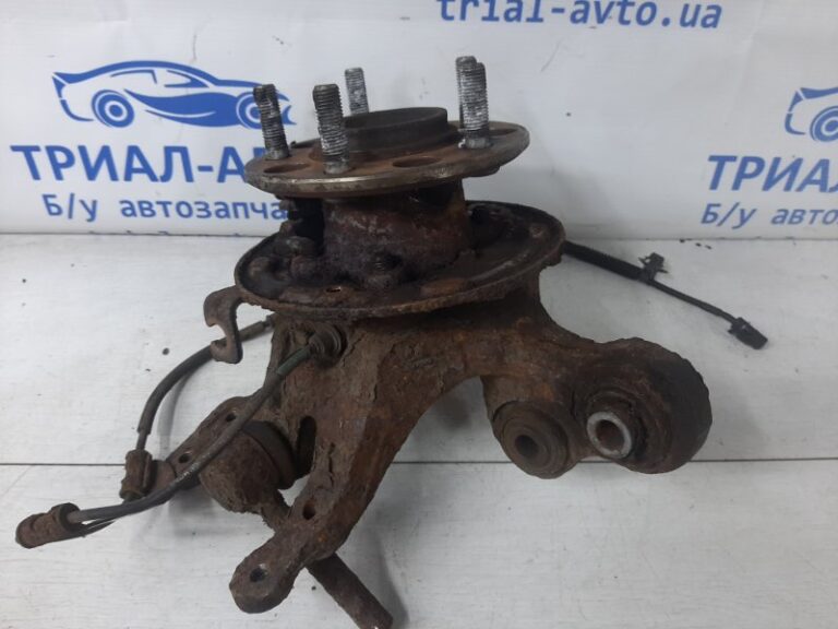 Цапфа задняя левая со ступицей KIA Ceed 2006-2012 527101H500 (Арт. 36446)