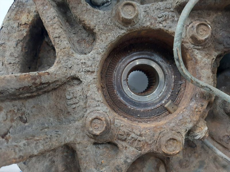 Цапфа задняя правая со ступицей Suzuki Grand Vitara 2005-2016 46110-65J00 (Арт. 36454) Цапфа задняя правая со ступицей Suzuki Grand Vitara 2005-2016 46110-65J00 (Арт. 36454)