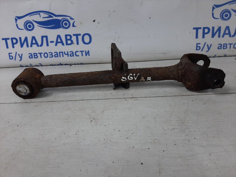 Рычаг задней подвески продольный правый Suzuki Grand Vitara 2005-2016 46300-65J00 (Арт. 36455) Рычаг задней подвески продольный правый Suzuki Grand Vitara 2005-2016 46300-65J00 (Арт. 36455)