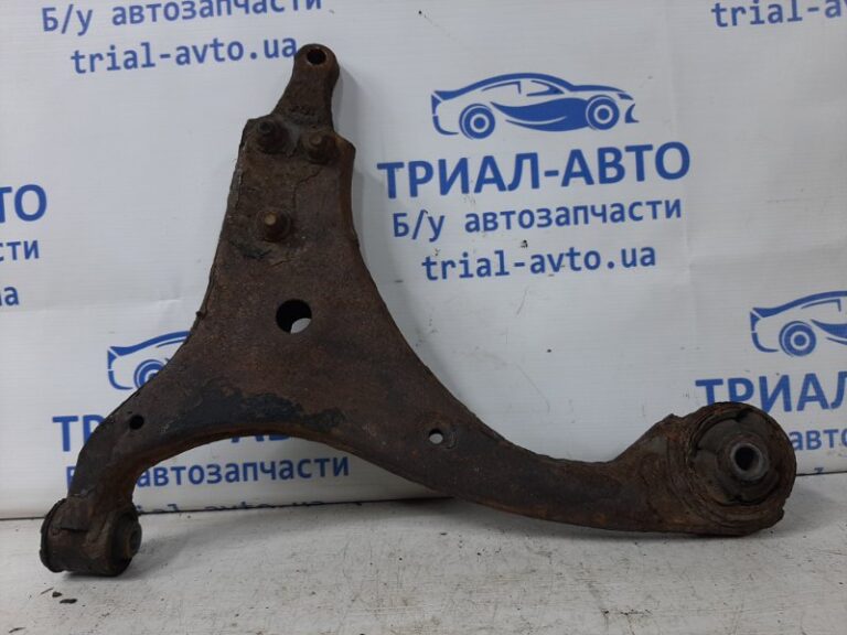 Рычаг передний нижний правый KIA Ceed 2006-2012 545012H000 (Арт. 36496)