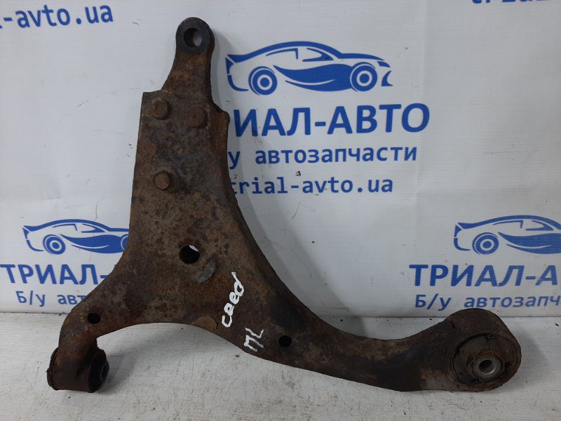 Рычаг передний нижний левый KIA Ceed 2006-2012 545002H000 (Арт. 36499) Рычаг передний нижний левый KIA Ceed 2006-2012 545002H000 (Арт. 36499)
