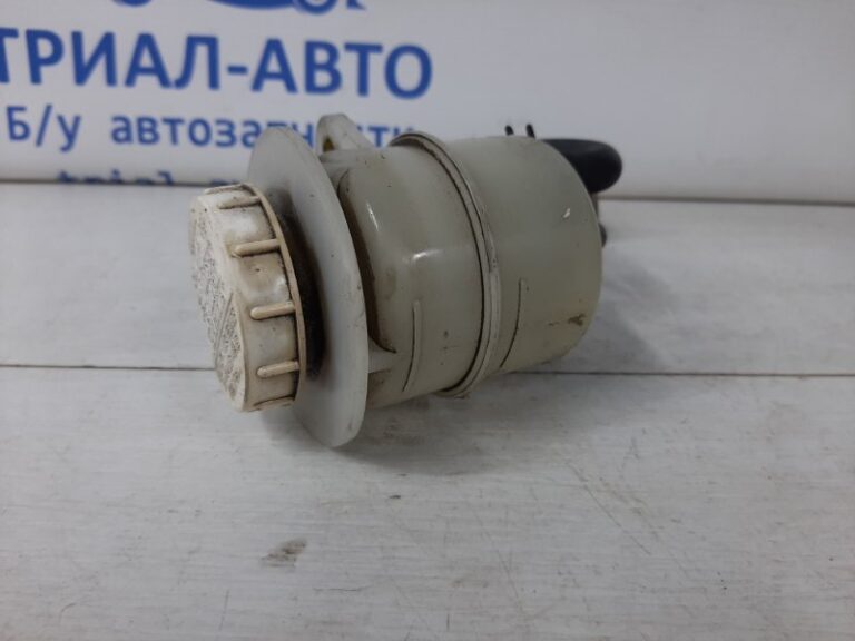 Бачок главного тормозного цилиндра Mitsubishi Outlander 2003-2007 MR370276 (Арт. 36540)
