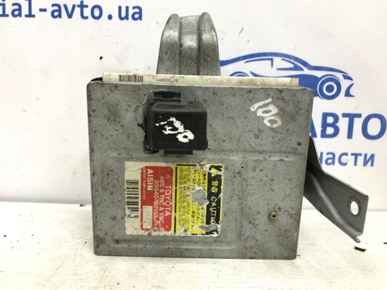 Блок управления Toyota Land Cruiser 1998-2007 8954060150 (Арт. 6756)