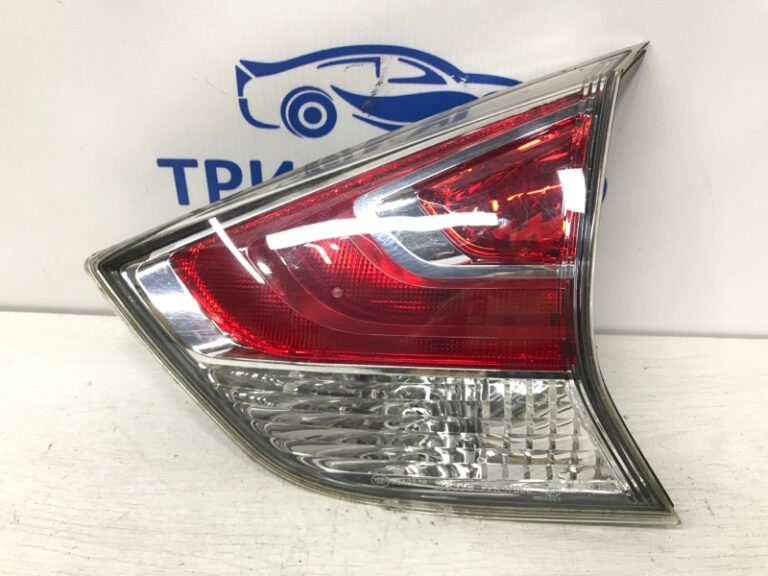 Фонарь задний внутренний правый Nissan X-Trail 2014-2021 265504CA1B (Арт. 37358)