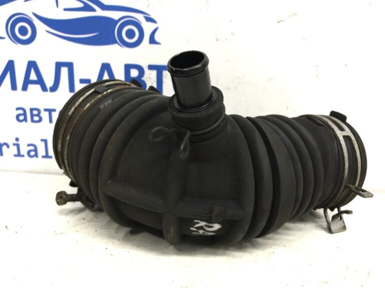 Патрубок воздушного фильтра Toyota RAV 4 2005-2012 1788026020 (Арт. 37639)