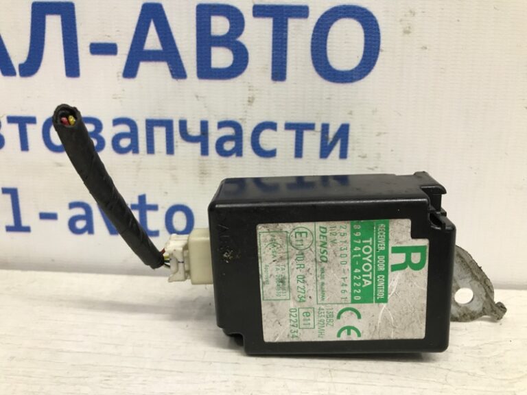 Блок управления дверьми Toyota RAV 4 2005-2012 8974142220 (Арт. 37802)