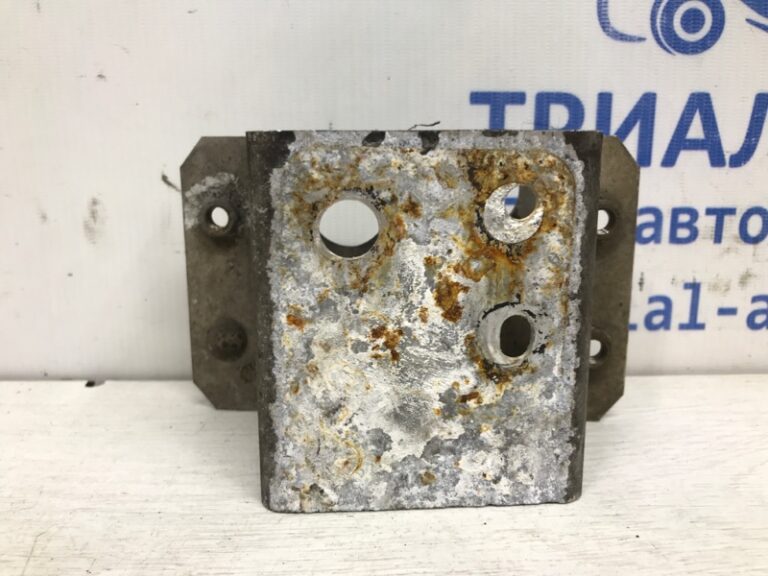 Кронштейн усилителя заднего бампера Toyota RAV 4 2005-2012 5832442010 (Арт. 37816)