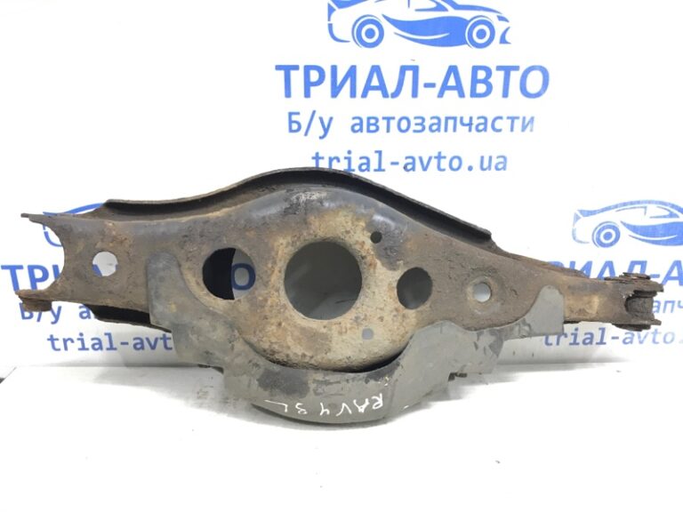 Рычаг задней подвески нижний поперечный (под пружину) Toyota RAV 4 2005-2012 4874042010 (Арт. 37935)
