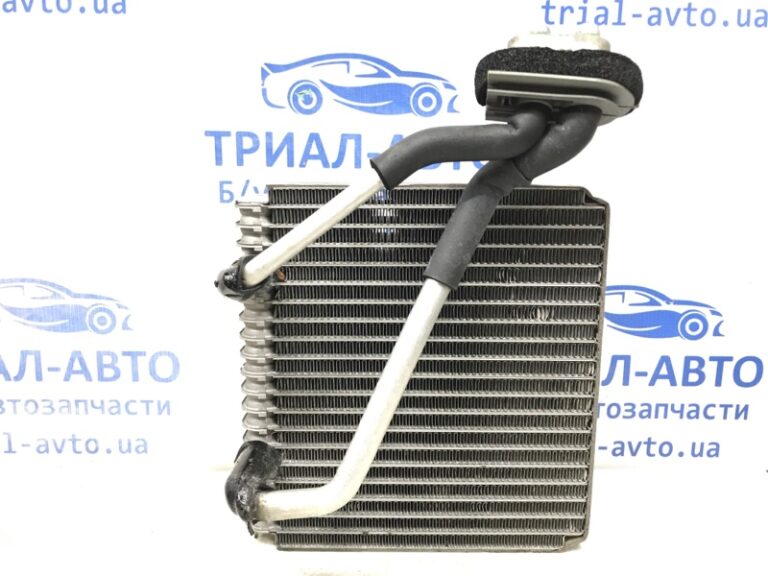 Осушитель кондиционера KIA Sorento 2002-2009 97607-3E560 (Арт. 38001)