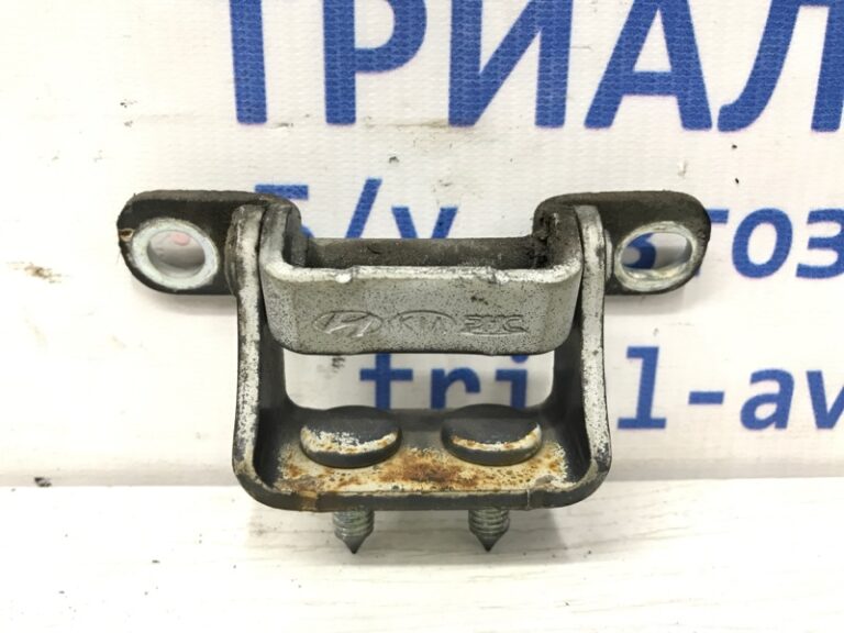 Петля крышки багажника KIA Sorento 2002-2009 79770-3E001 (Арт. 38018)