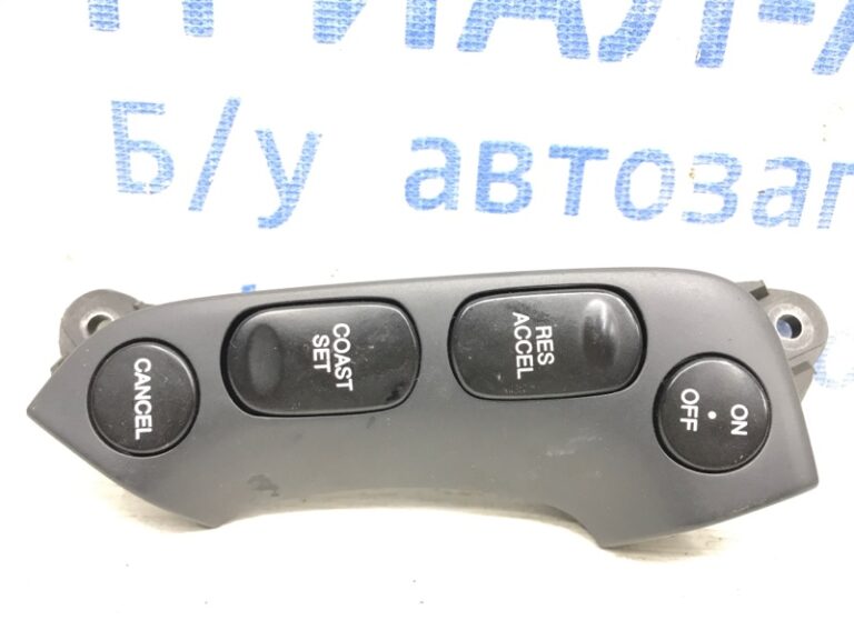 Кнопки руля Hyundai Santa fe 2005-2012 96700-2B000-CA (Арт. 38346)