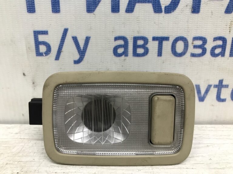 Плафон задний Hyundai Santa fe 2005-2012 92890-2G000-J4 (Арт. 38487)