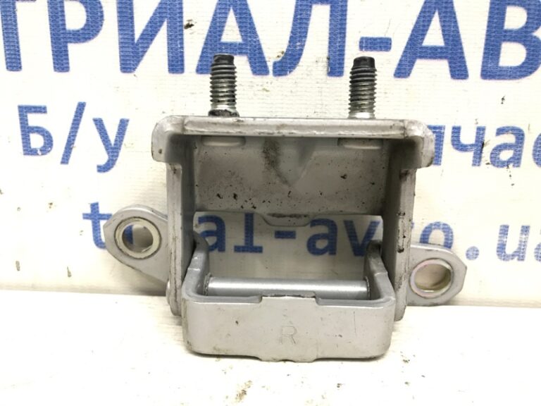 Петля двери задней правой Nissan X-Trail 2014-2021 82420AG000 (Арт. 38628)