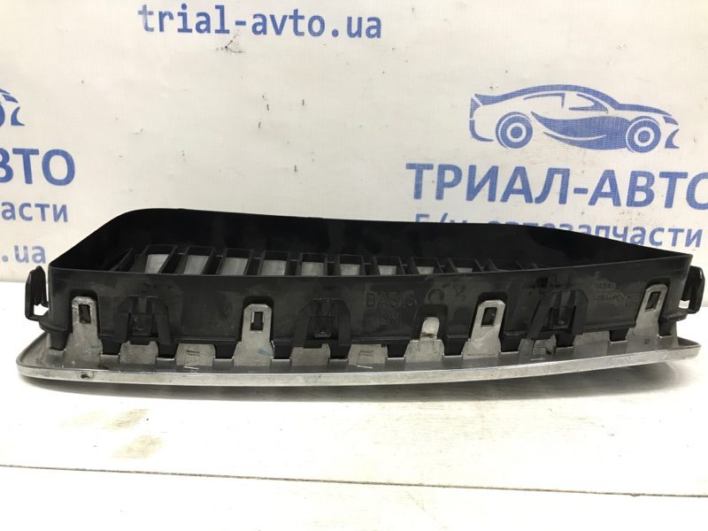 Решетка радиатора BMW 5 2010-2017 51712165539 (Арт. 38963) Решетка радиатора BMW 5 2010-2017 51712165539 (Арт. 38963)