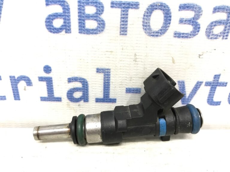 Форсунка топливная Mitsubishi Outlander 2007-2012 1465A205 (Арт. 39075)