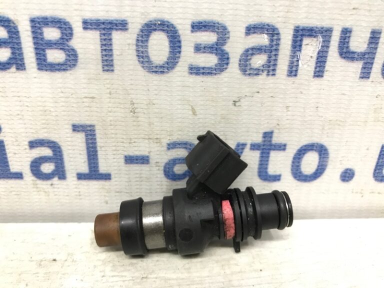 Форсунка топливная Subaru Forester 2002-2008 16611AA720 (Арт. 39156)