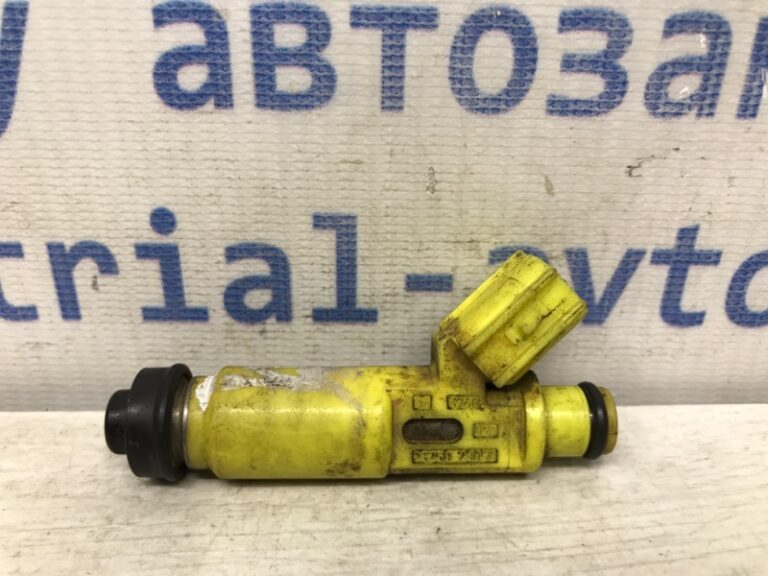 Форсунка топливная Toyota RAV 4 2005-2012 2325028050 (Арт. 39189)