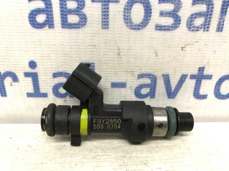 Форсунка топливная Nissan Qashqai 2006-2013 16600EN200 (Арт. 39237)
