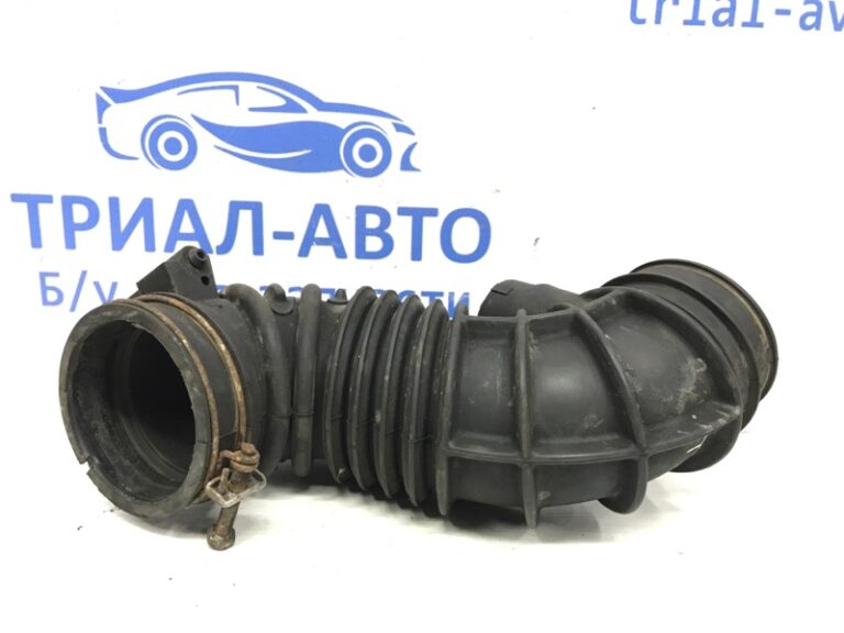 Патрубок воздушного фильтра Toyota Avensis 2003-2009 178810D100 (Арт. 39599)