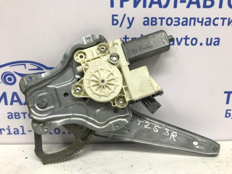 Стеклоподъемник задний правый Toyota Avensis 2003-2009 69830-05100 (Арт. 39679)