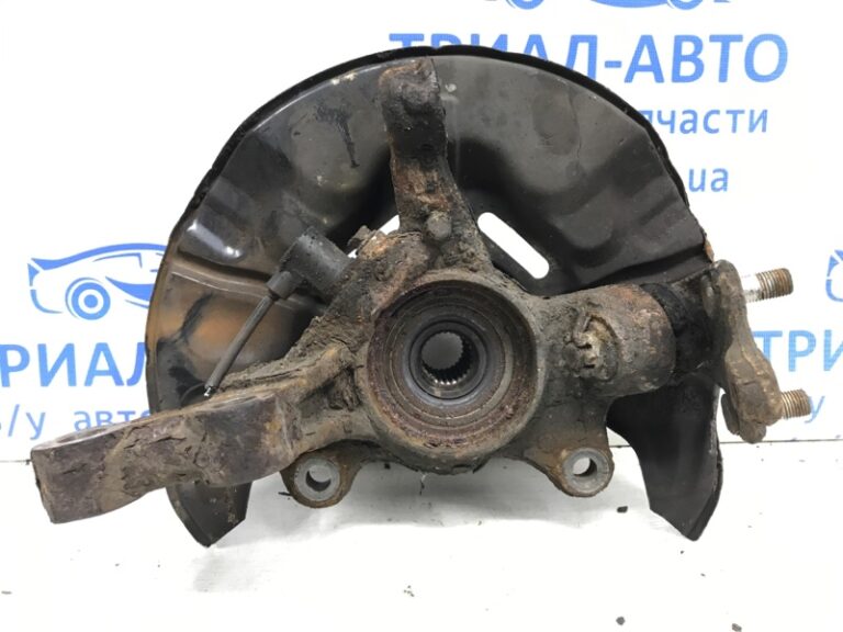 Кулак поворотный правый со ступицей Toyota Avensis 2003-2009 4321105060 (Арт. 39950)