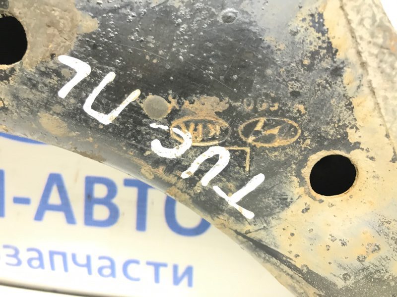 Рычаг левый Hyundai Tucson 2004-2009 545002E100 (Арт. 40000) Рычаг левый Hyundai Tucson 2004-2009 545002E100 (Арт. 40000)