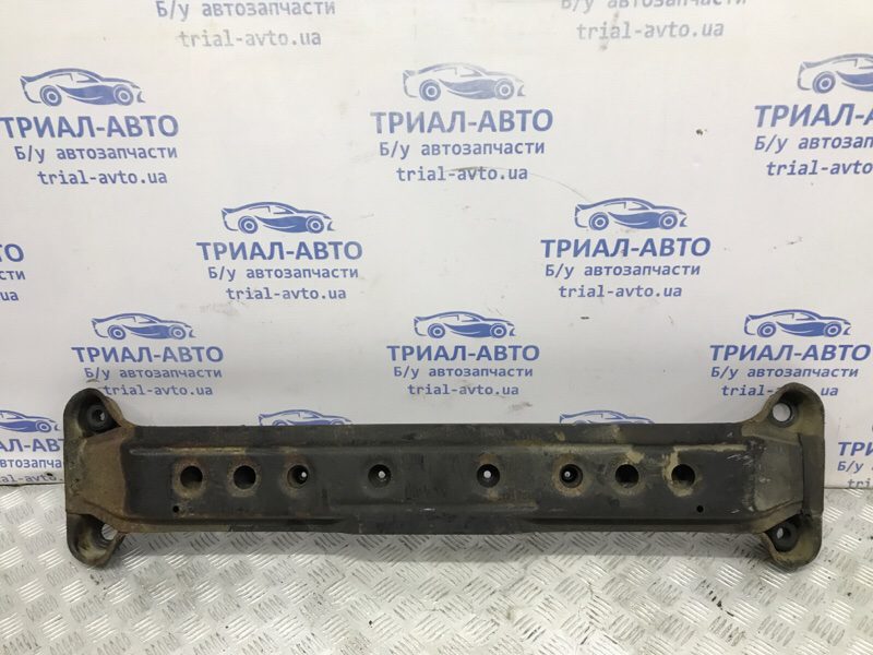 Балка поперечная Mitsubishi Pajero Wagon 2000-2006 MR519478 (Арт. 54649) Балка поперечная Mitsubishi Pajero Wagon 2000-2006 MR519478 (Арт. 54649)