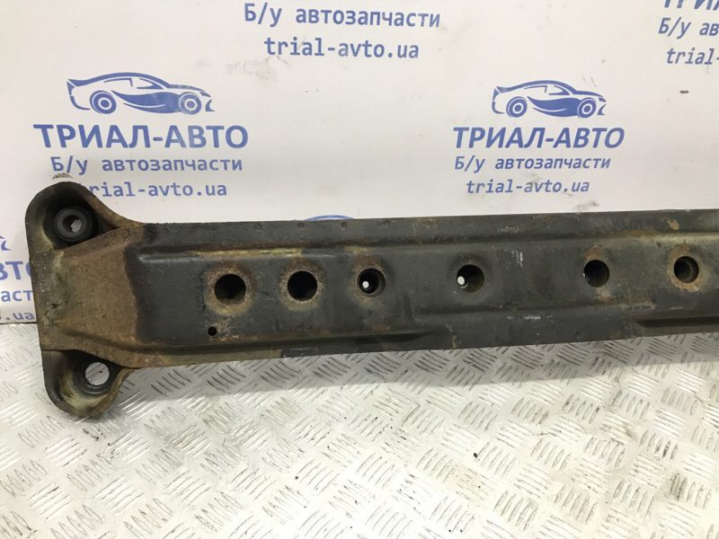 Балка поперечная Mitsubishi Pajero Wagon 2000-2006 MR519478 (Арт. 54649) Балка поперечная Mitsubishi Pajero Wagon 2000-2006 MR519478 (Арт. 54649)