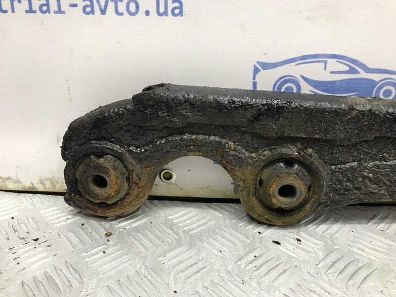 Рычаг задней подвески продольный правый Mitsubishi Pajero Sport 1996-2008 MR448510 (Арт. 54847) Рычаг задней подвески продольный правый Mitsubishi Pajero Sport 1996-2008 MR448510 (Арт. 54847)